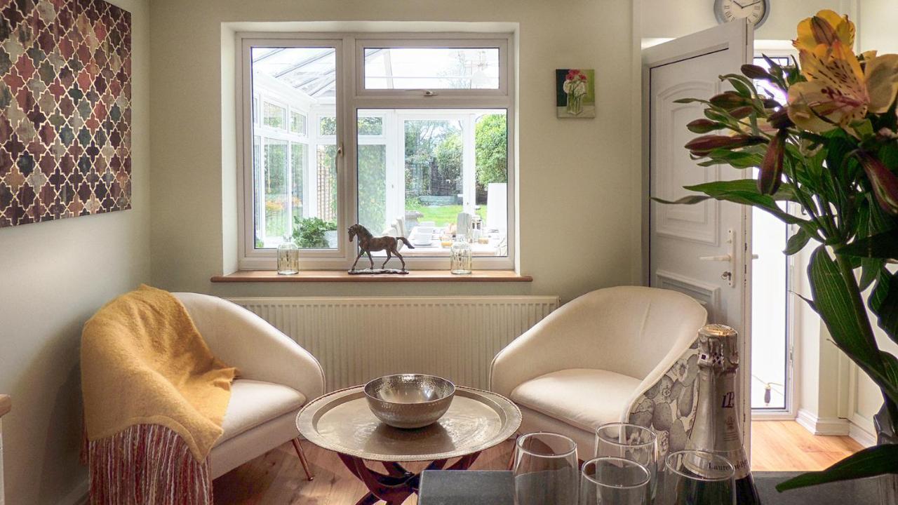 คอตส์โวลด์ คอทเทจ เจมส์ - ไอวี่ คอทเทจ Villa Bourton-on-the-Water ภายนอก รูปภาพ