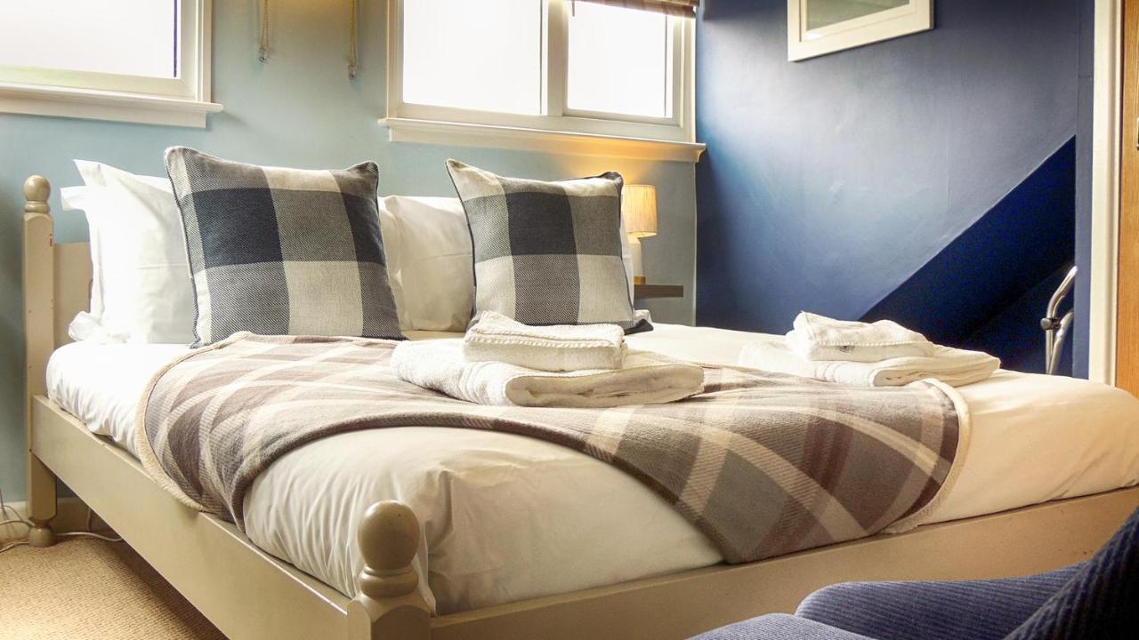 คอตส์โวลด์ คอทเทจ เจมส์ - ไอวี่ คอทเทจ Villa Bourton-on-the-Water ภายนอก รูปภาพ