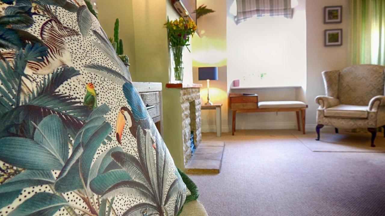 คอตส์โวลด์ คอทเทจ เจมส์ - ไอวี่ คอทเทจ Villa Bourton-on-the-Water ภายนอก รูปภาพ
